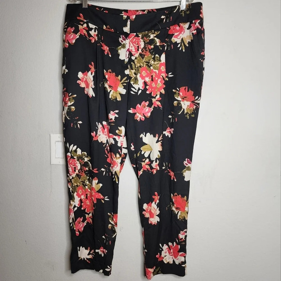 Ann Taylor Loft floral flowy pants - Picture 1 of 16